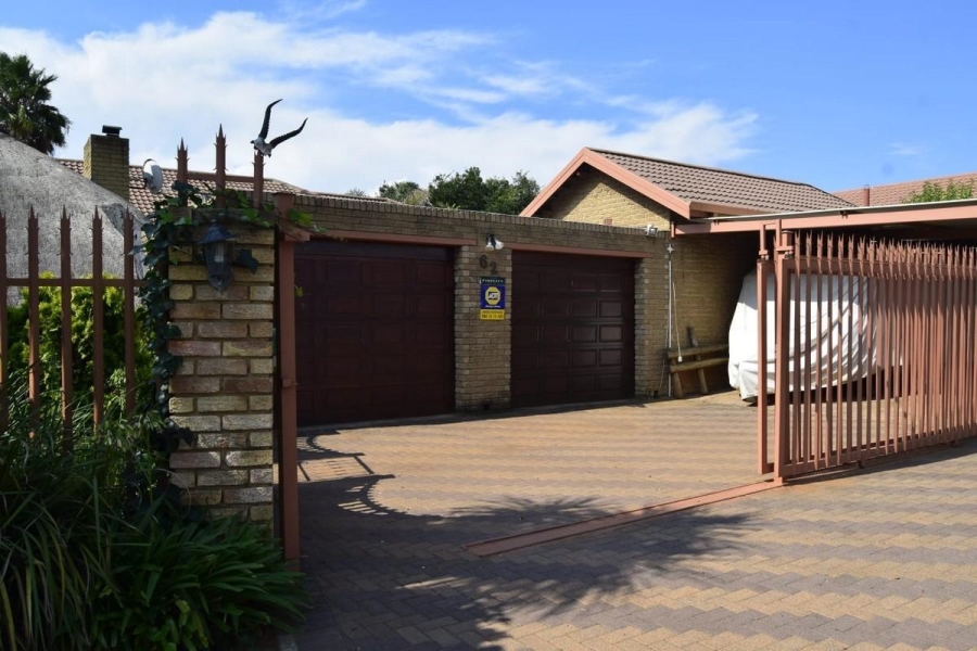 4 Bedroom Property for Sale in Vaalpark Free State